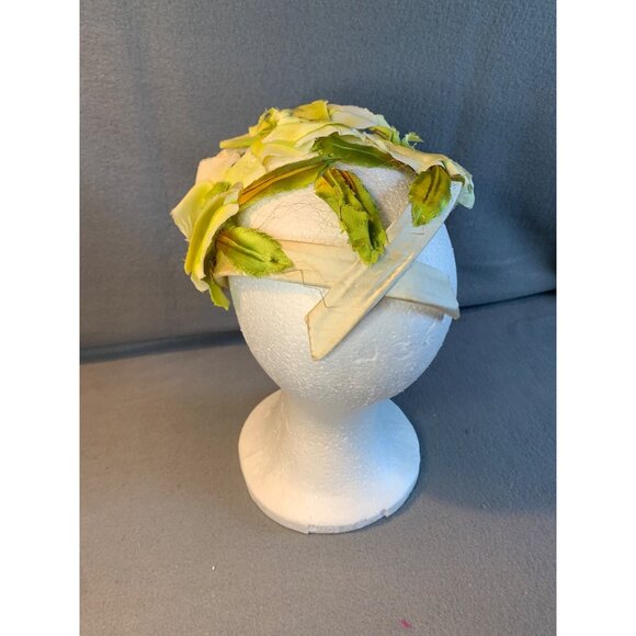 Ladies Green and Ivory Silk Flowers Hat Vintage - Picture 2 of 10